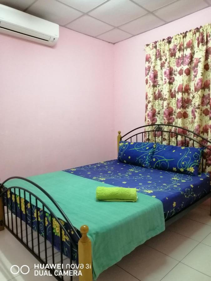 Layla Inn Batu Pahat Dış mekan fotoğraf