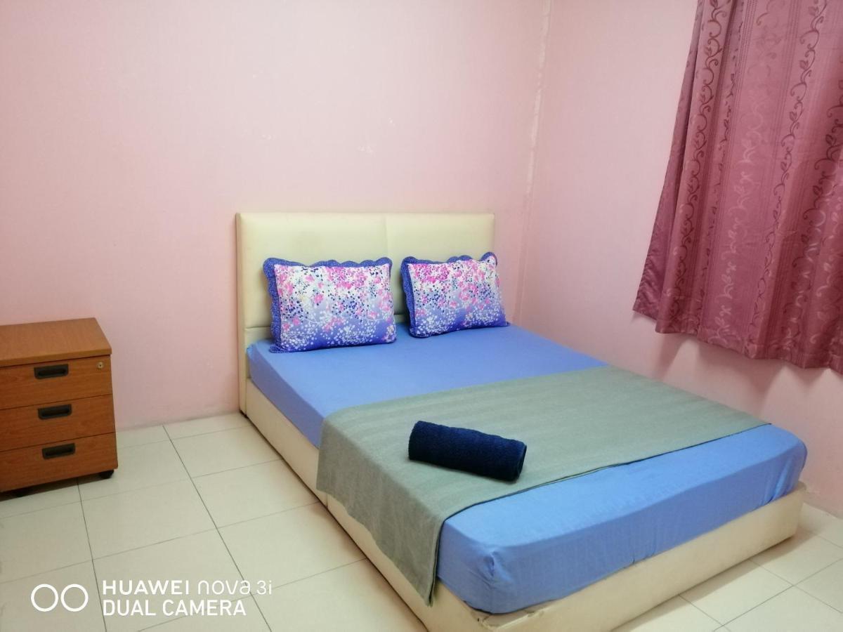 Layla Inn Batu Pahat Dış mekan fotoğraf