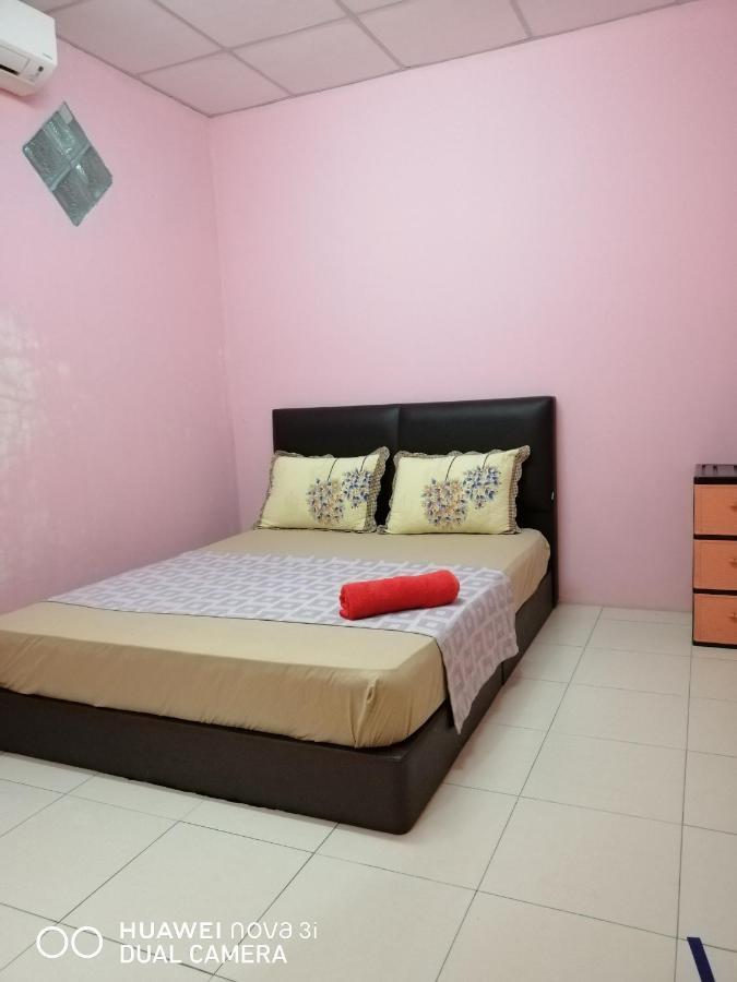 Layla Inn Batu Pahat Dış mekan fotoğraf