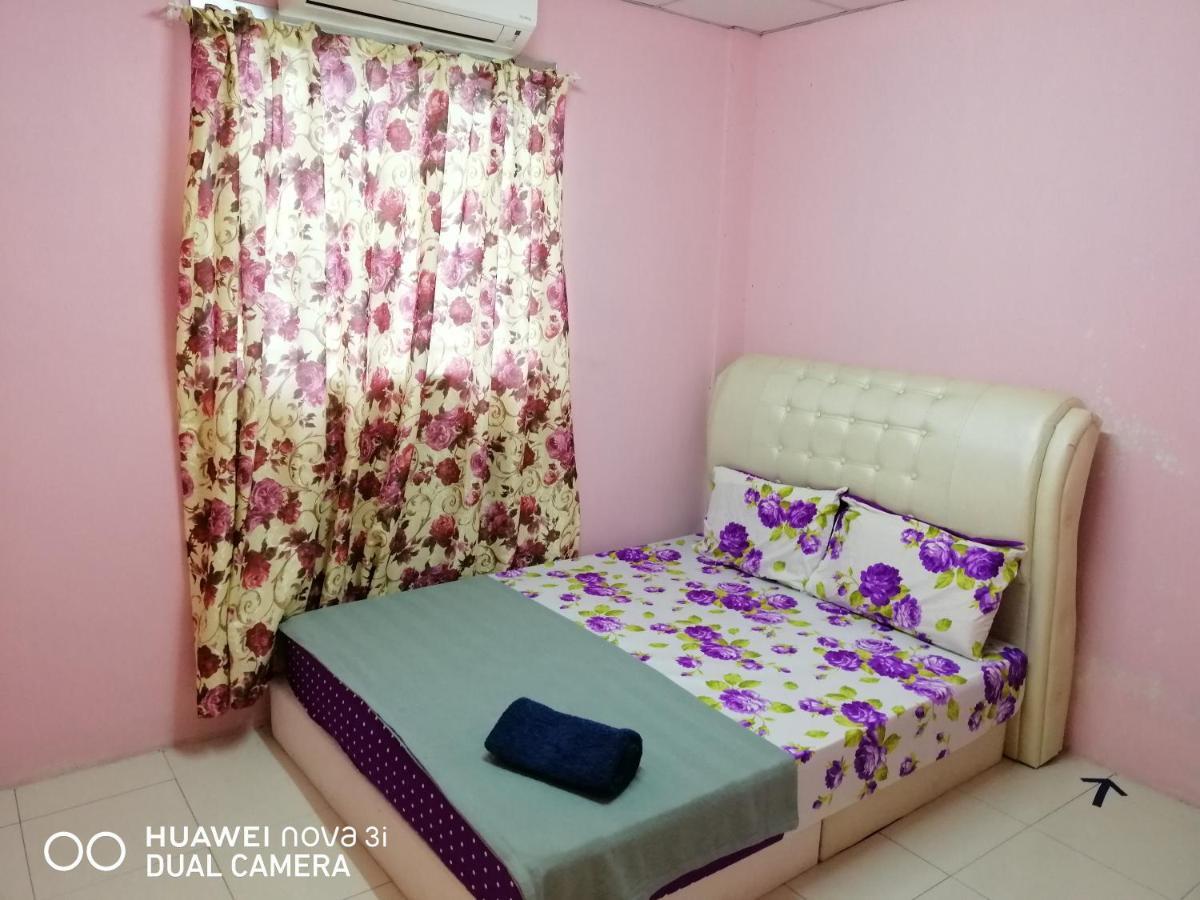 Layla Inn Batu Pahat Dış mekan fotoğraf